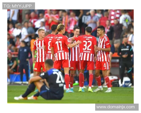 德甲保级争夺战陷入胶着局面，斯图加特客场逼平柏林赫塔