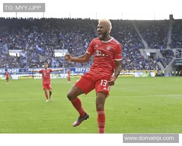 弗莱堡与A级对决平局继续横扫势头