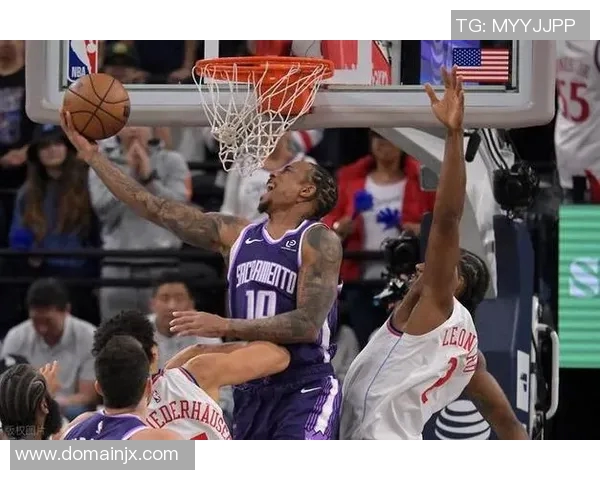 快船主场大胜对手,全队合力突破瓶颈,赛季前景一片光明 快船主场大胜对手,全队合力突破瓶颈,赛季前景一片光明